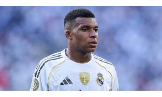 FC Barcelona i Real Madrid změnily dres s číslem 10