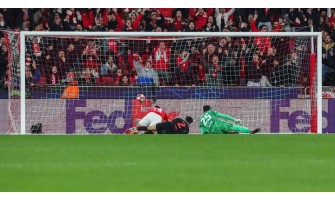 FC Barcelona znovu získává radost z vítězství na Estádio da Luz FC Barcelona znovu získává radost z vítězství na Estádio da Luz