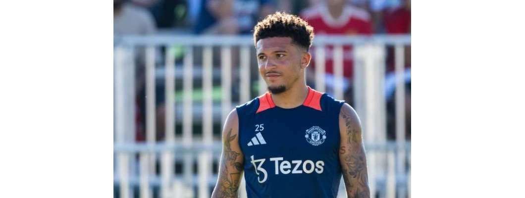 Jadon Sancho je zpět na trhu pro přestup s AS Roma Jadon Sancho je zpět na trhu pro přestup s AS Roma