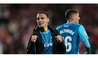 Jak by měl Manchester United vyřešit problém s hráči na hostování?