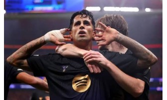 João Cancelo vstřelil svůj první gól nové sezóny v Lize mistrů
