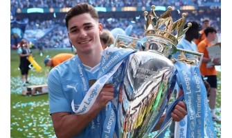 Julián Álvarez přehodnocuje svůj kariérní plán