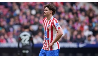 Julián Álvarez touží znovu zvedat nad hlavu mistrovské trofeje