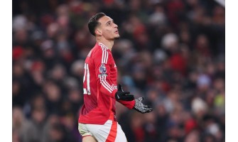 Letošní sezóna může přinést nejhorší výsledky v historii Manchesteru United Letošní sezóna může přinést nejhorší výsledky v historii Manchesteru United