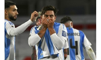 Paulo Dybala se vrací na kurt v dresu číslo 10 Argentiny Paulo Dybala se vrací na kurt v dresu číslo 10 Argentiny