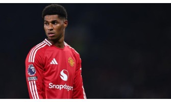 Rashfordův dres Manchesteru United s číslem 10 je nyní na bedrech někoho jiného