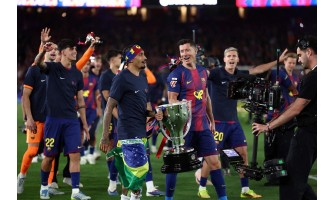 Robert Lewandowski se rozloučil se svým milovaným stadionem FC Barcelona