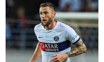 Rok po příchodu do Paris Saint-Germain byl Milan Škriniar znovu vyměněn Rok po příchodu do Paris Saint-Germain byl Milan Škriniar znovu vyměněn