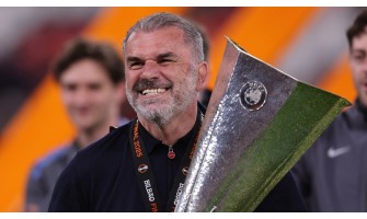 Tottenham Hotspur předem odvolal hlavního trenéra Ange Postecogloua