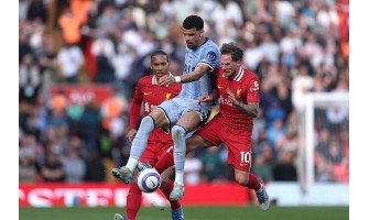 Tottenham Hotspur se opět stal posledním soupeřem Liverpoolu v boji o titul