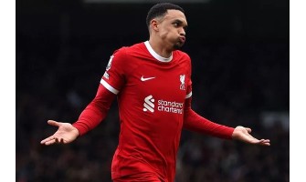 Trent Alexander-Arnold chce oblékat dres Realu Madrid Trent Alexander-Arnold chce oblékat dres Realu Madrid