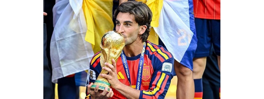 Trenér Paris Saint-Germain Luis Enrique si vysoce cení schopností Ferrana Torrese Trenér Paris Saint-Germain Luis Enrique si vysoce cení schopností Ferrana Torrese