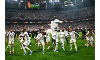 Unai Emeryho vedení Aston Villy vedlo k jejich první evropské trofeji