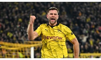 West Ham United podepsal vysokého středního útočníka Niclase Füllkruga West Ham United podepsal vysokého středního útočníka Niclase Füllkruga